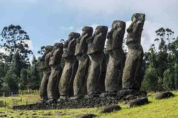 Chile - isla de Rapa Nui o Pascua 05 - Ahu Akivi